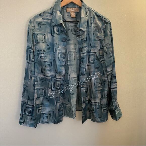 Vintage Blue Blouse - Picture 7 of 9